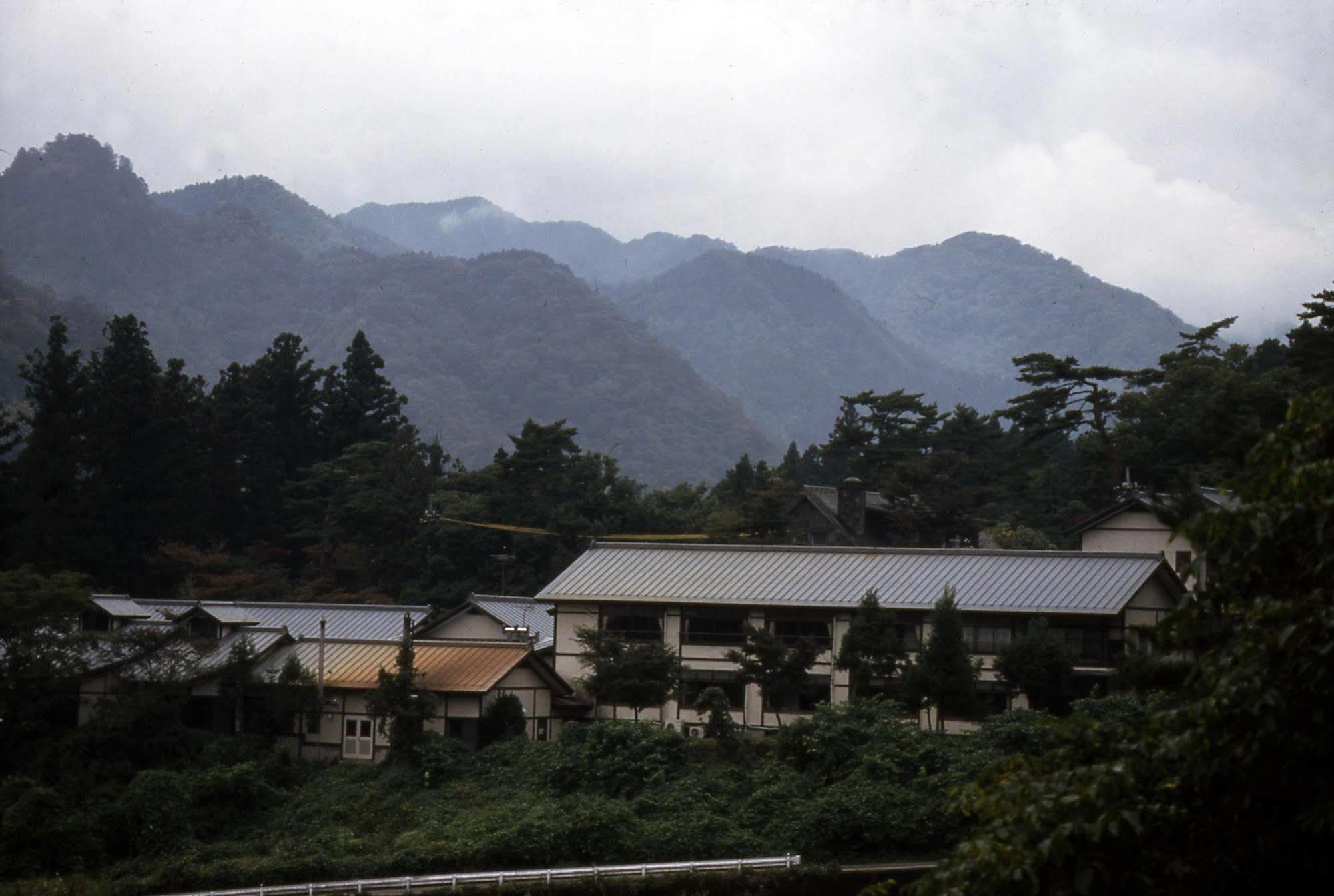 Nikko Tokanso Hotel Exterior photo