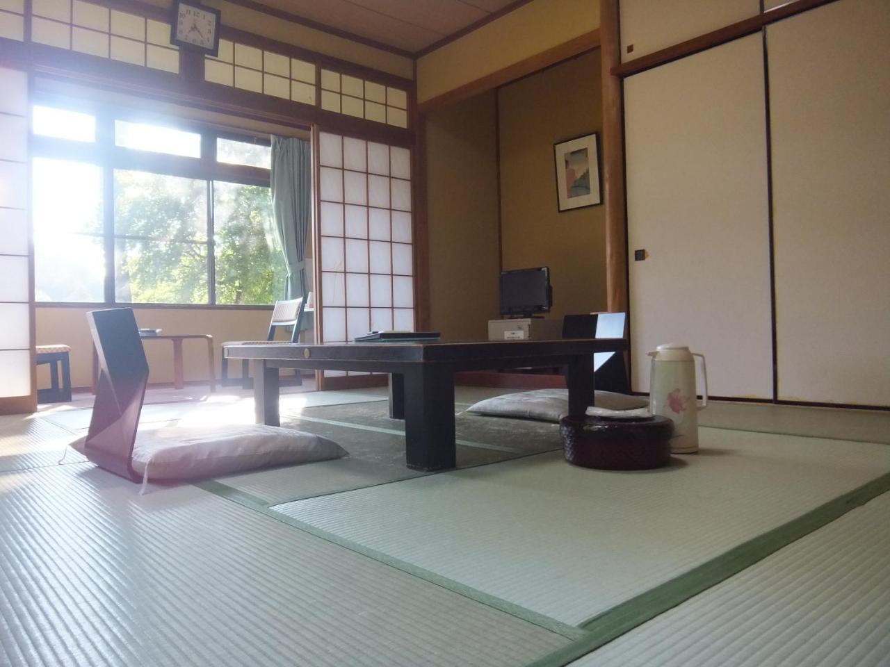 Nikko Tokanso Hotel Exterior photo